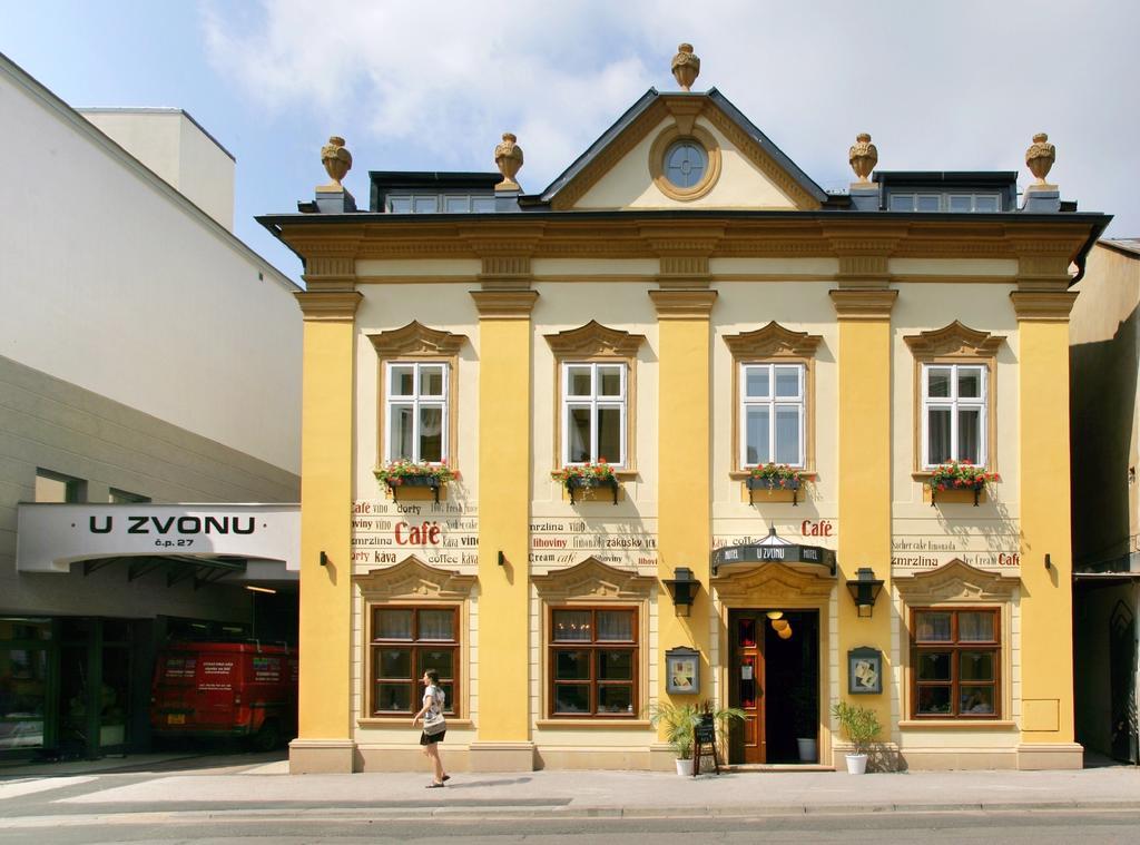 Hotel U Zvonu Vrchlabí Dış mekan fotoğraf