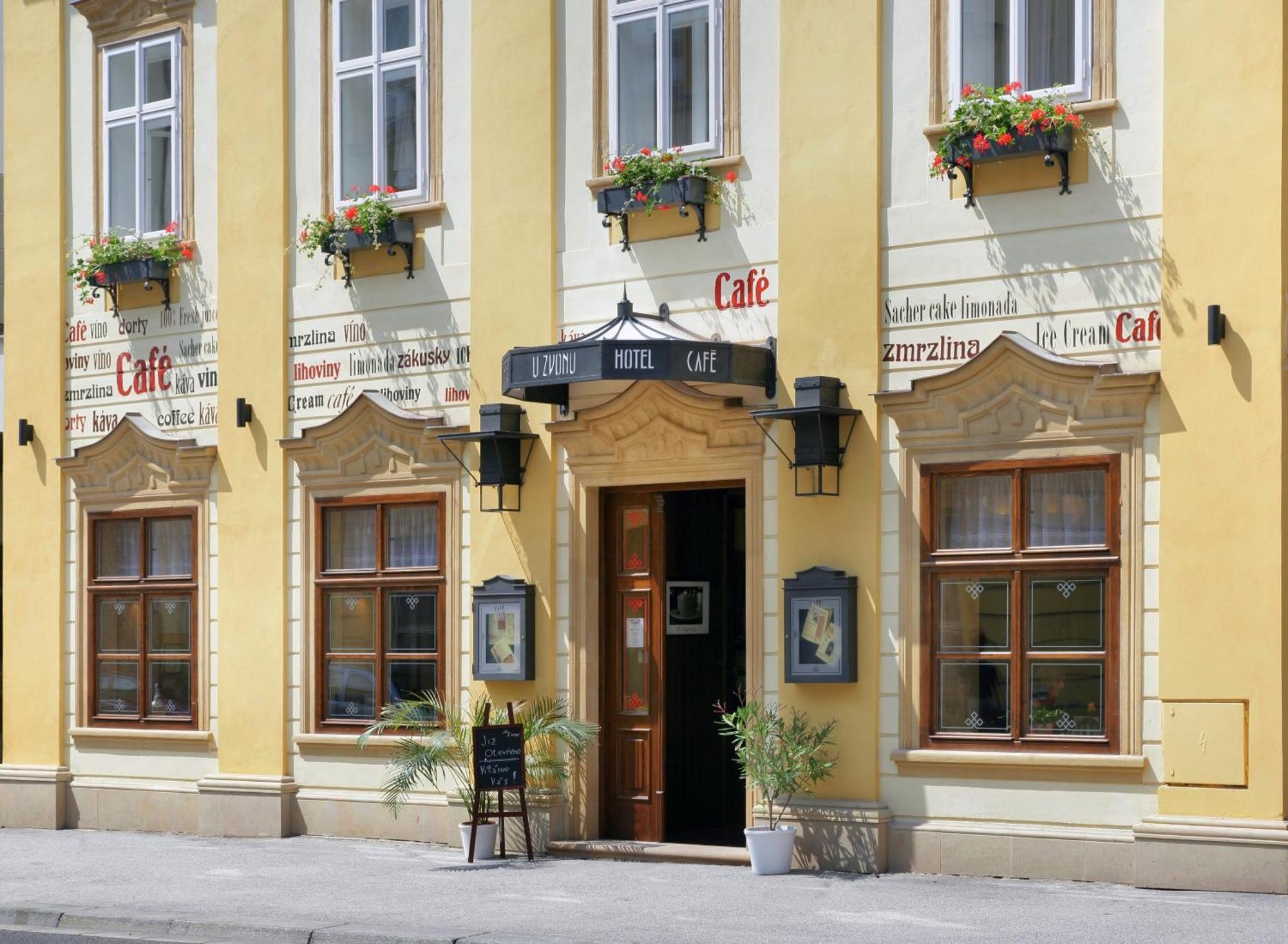 Hotel U Zvonu Vrchlabí Dış mekan fotoğraf